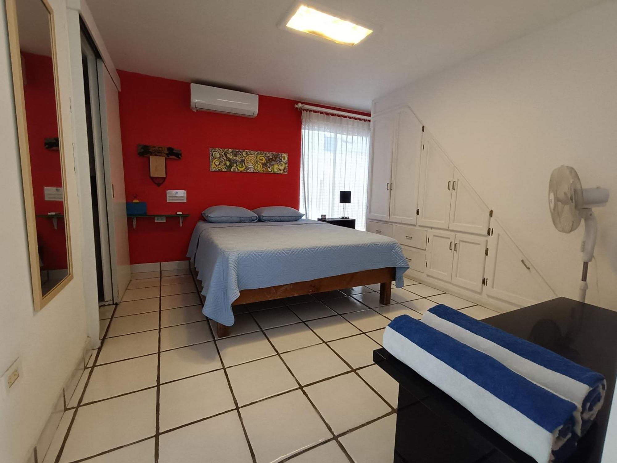 Adventure Inn Ла-Пас Экстерьер фото