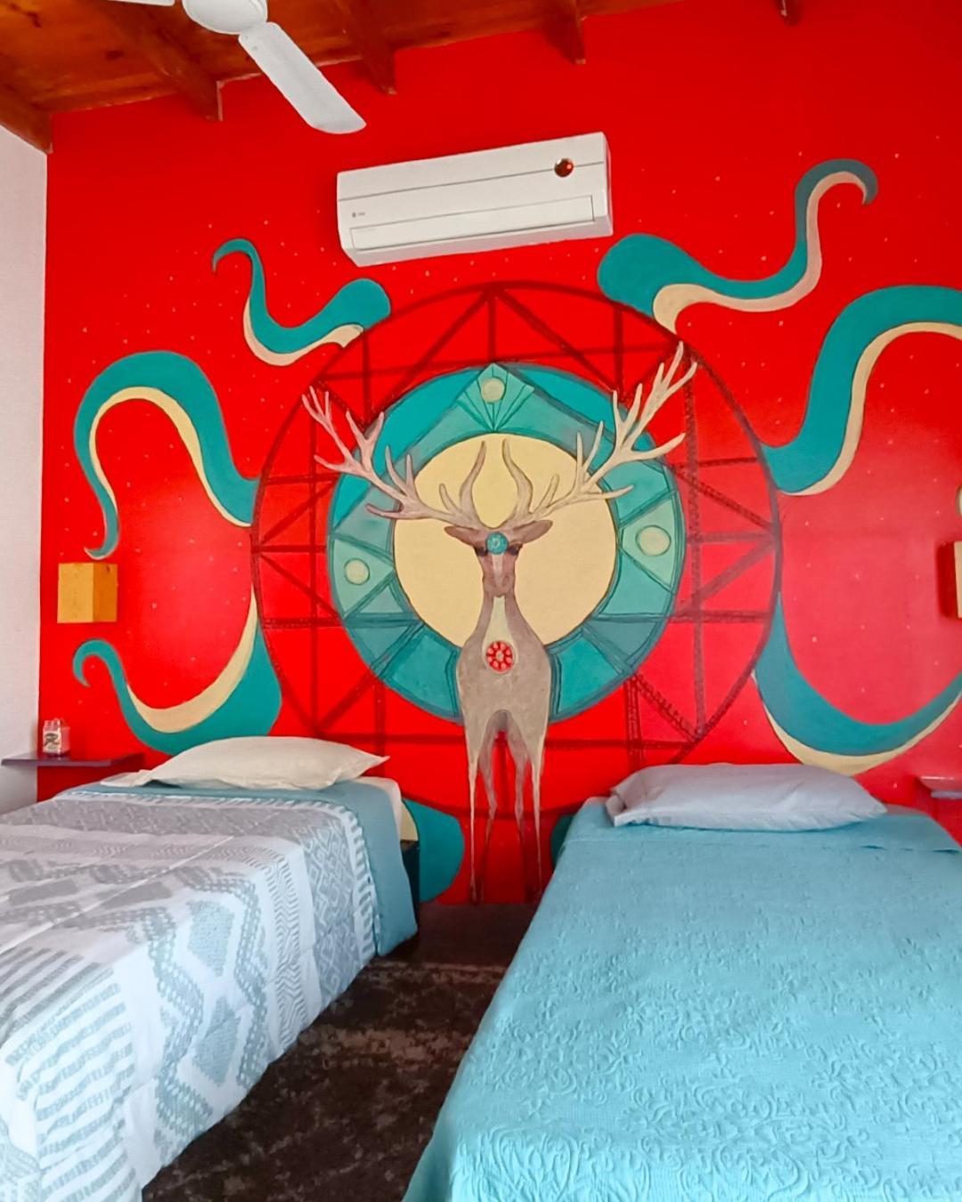 Adventure Inn Ла-Пас Экстерьер фото